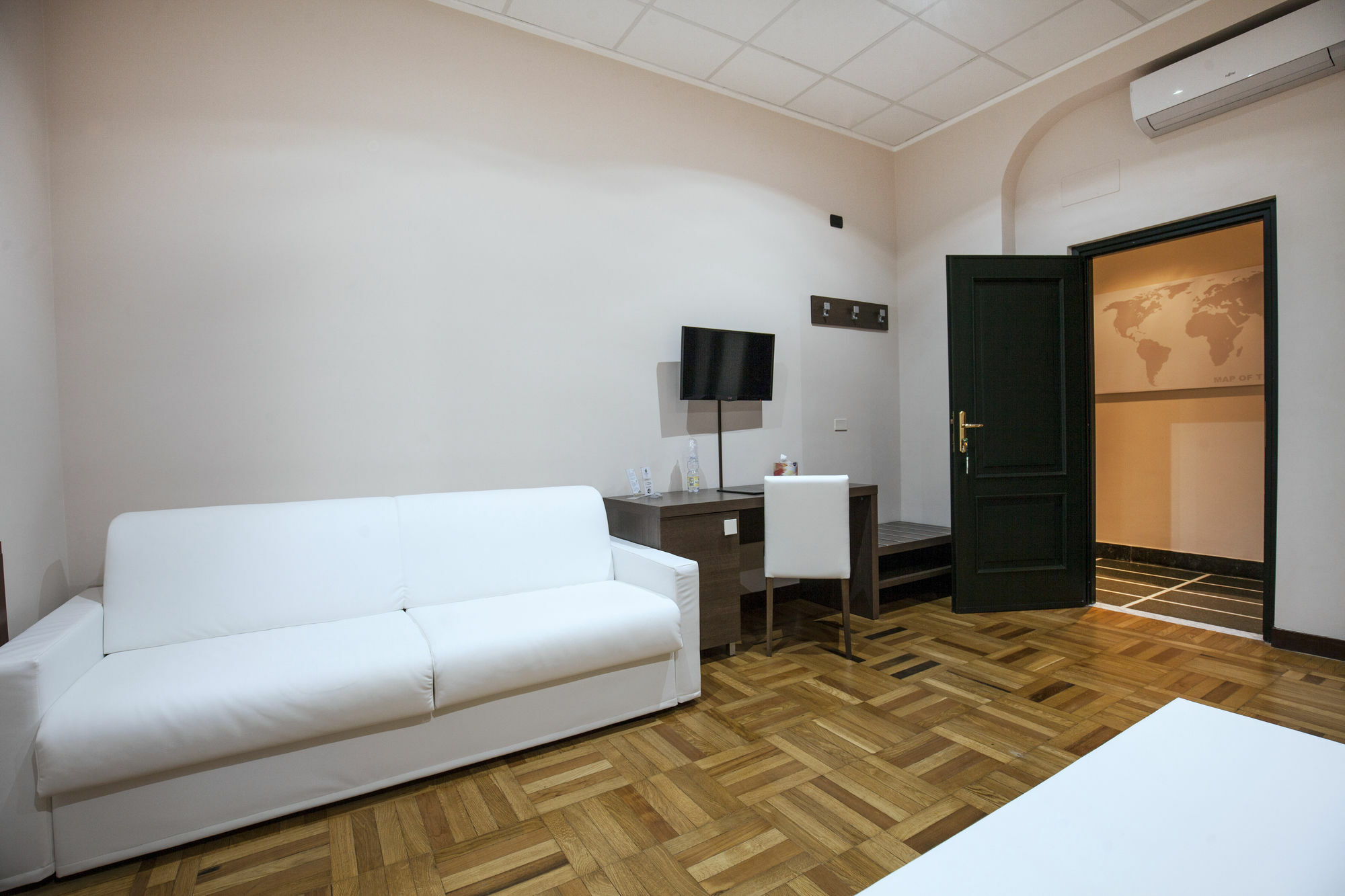 Vittoria - The Original Since 2015 Guest house